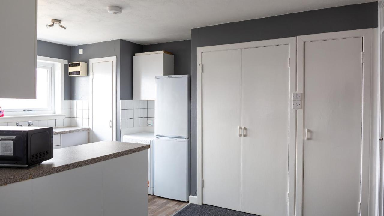 Loch & Hill View Apartment フォート・ウィリアム エクステリア 写真